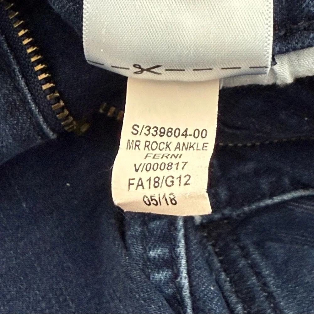 Old Navy Rockstar Super Skinny Ankle Jeans Womens Size 16 Blue Denim Frayed Hem - Picture 6 of 12